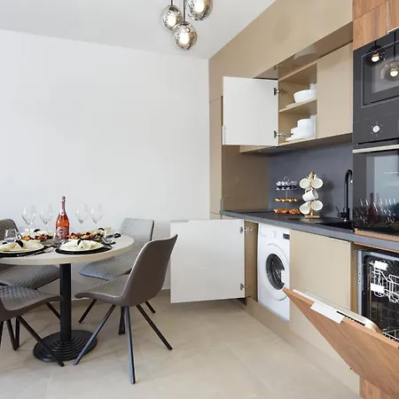 شقة Polarstar Beach Resort Premium Apartments سفيتي فلاس