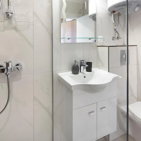 Polarstar Beach Resort Premium Apartments * سفيتي فلاس