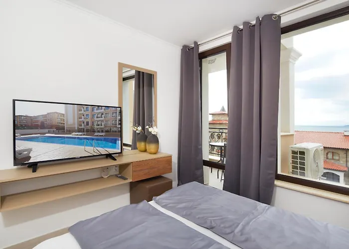 Polarstar Beach Resort Premium Apartments Апартамент Свети Влас